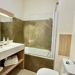 Hotel-restaurant De La Paix Saint-Palais (Pyrenees-Atlantiques)