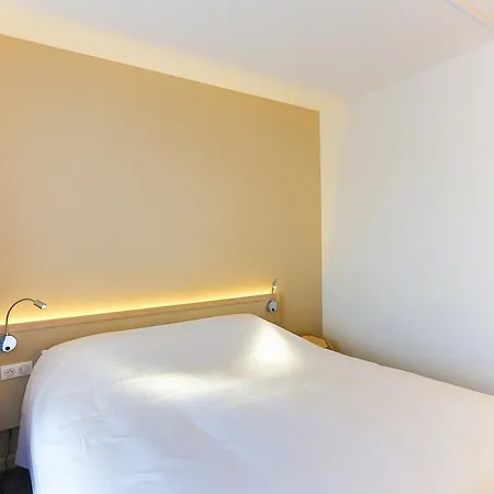 Hotel-restaurant De La Paix Saint-Palais (Pyrenees-Atlantiques)