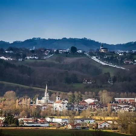Hotel Hotel-restaurant De La Paix Saint-Palais (Pyrenees-Atlantiques)